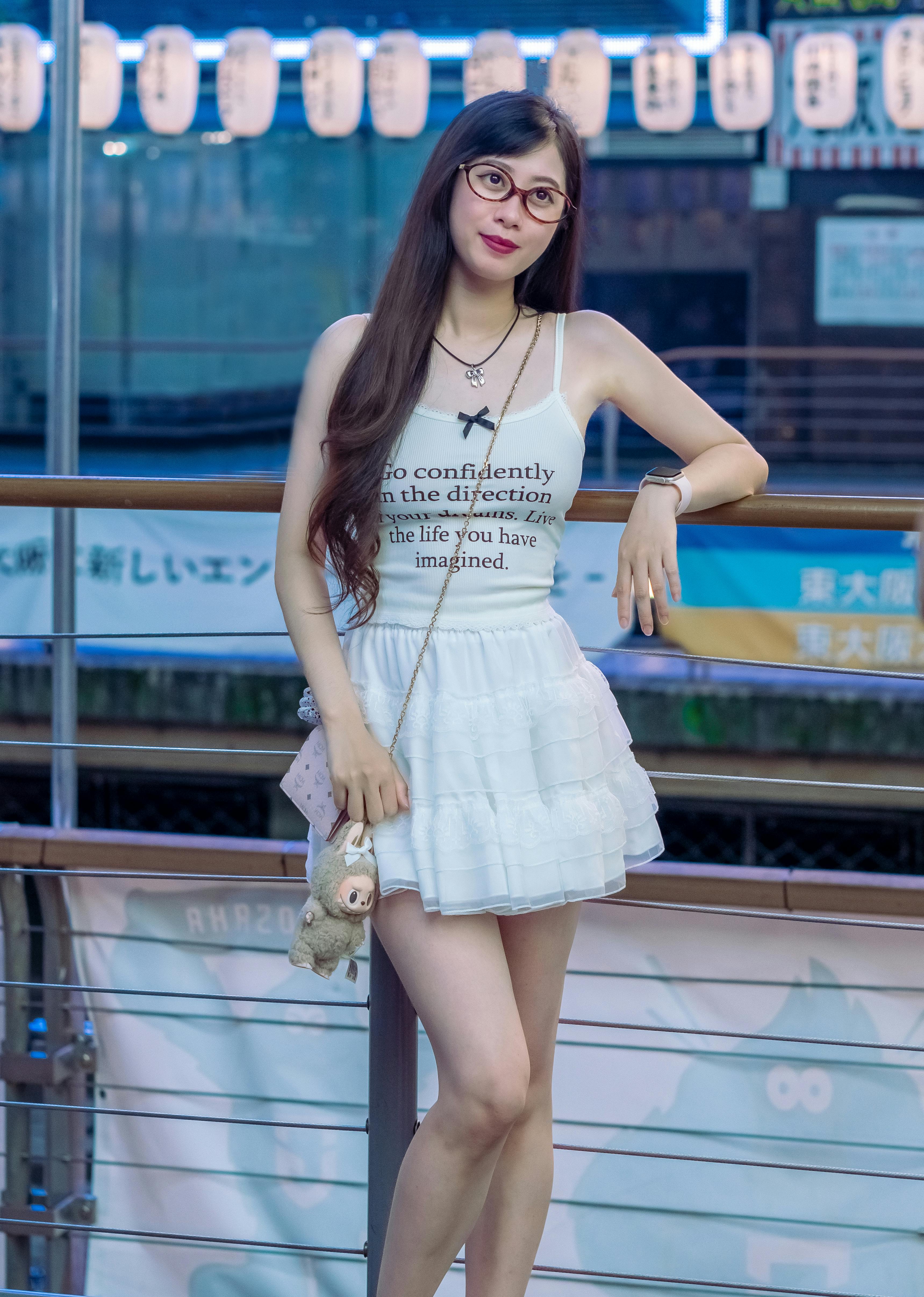 沉浸式观影氛围与灯光层次